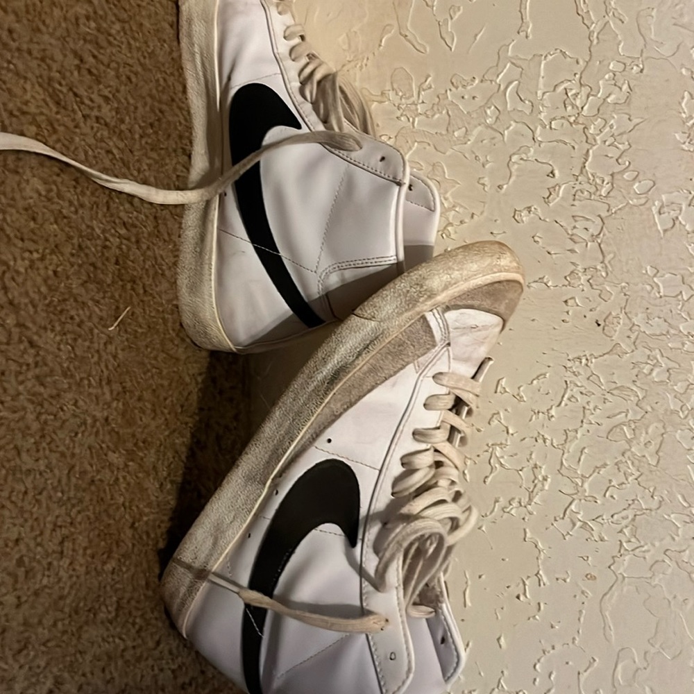 Nike Blazers men size 11